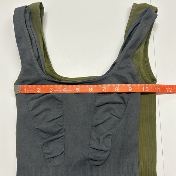 FP Movement Free People Good Karma Flare Onesie Dark Grey XS/S mis-stamped - Picture 10 of 11